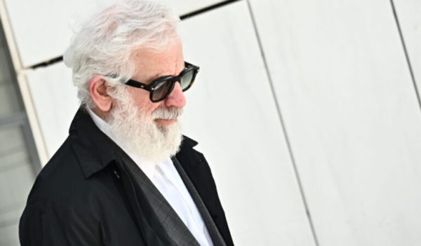 Φωτιά στο σπίτι του Πέτρου Φιλιππίδη στην Πατησίων