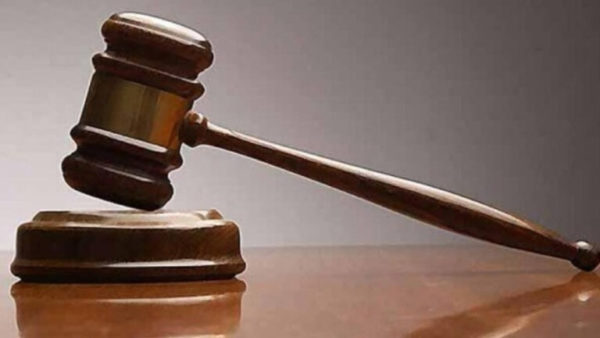 Γαλλία: Έφεση της εισαγγελίας σε απόφαση δικαστηρίου που άφησε ελεύθερους τους γονείς ενός 5χρονου που ήθελαν να τον «θυσιάσουν» στη Σαχάρα