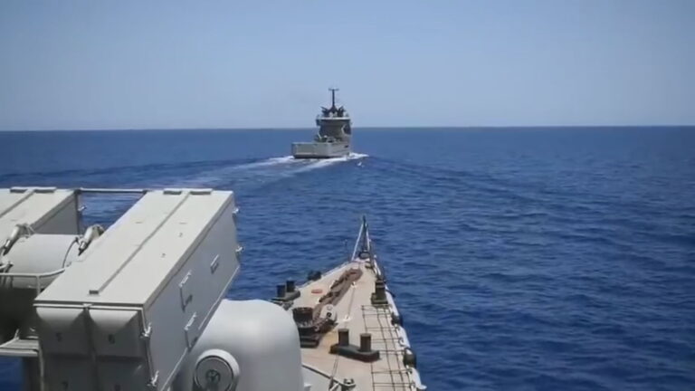 «Κυριαρχικά δικαιώματα χωρίς τυμπανοκρουσίες»: Η θέση της κυβέρνησης στον απόηχο των προκλήσεων από τη Λιβύη