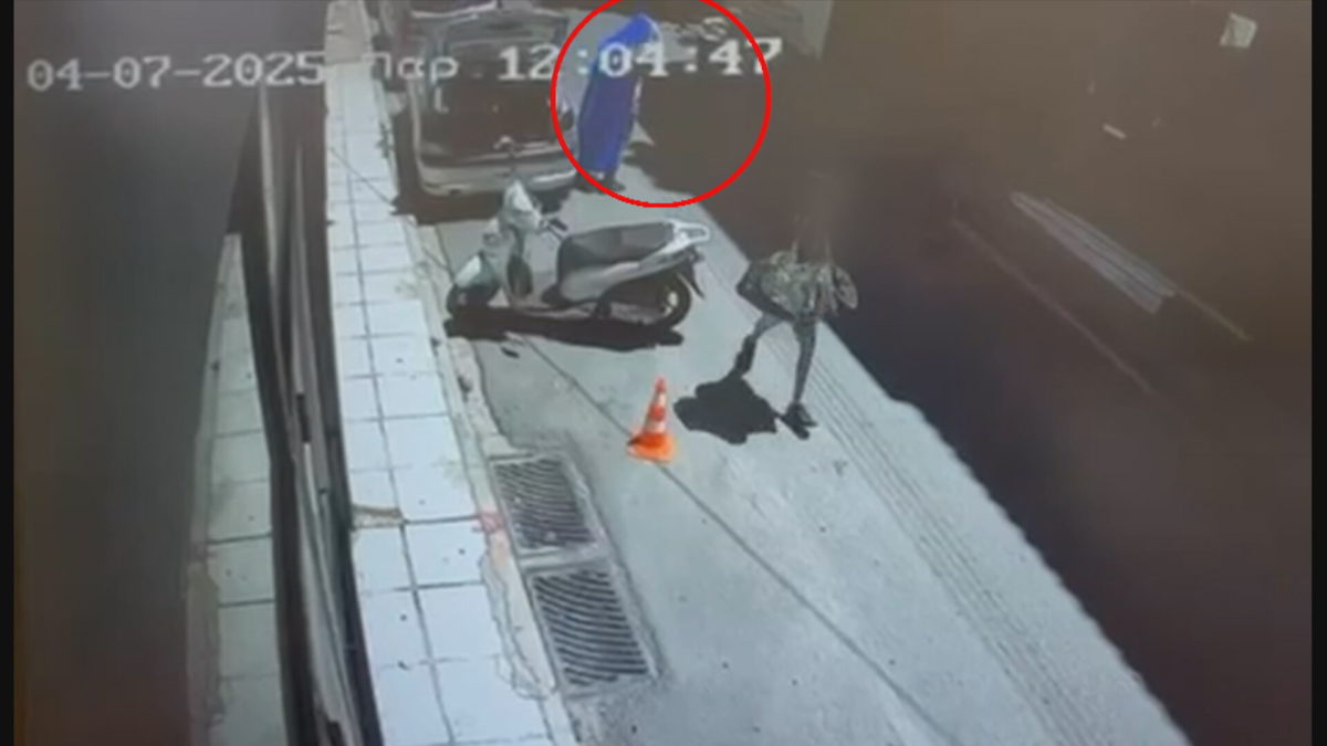 Δολοφονία καθηγητή στην Αγ. Παρασκευή: Βίντεο ντοκουμέντο με τον δράστη καλυμμένο με κουβέρτα να μπαίνει σε πολυτελές αυτοκίνητο