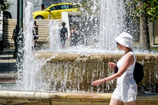 Καύσωνας διαρκείας προ των πυλών: Πού θα χτυπήσει «κόκκινο» – Οι πιο ζεστές μέρες