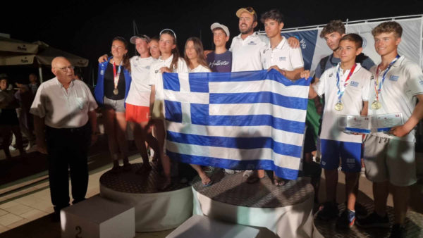 Για νέες διακρίσεις οι Έλληνες ιστιοπλόοι στο ευρωπαϊκό 420 junior