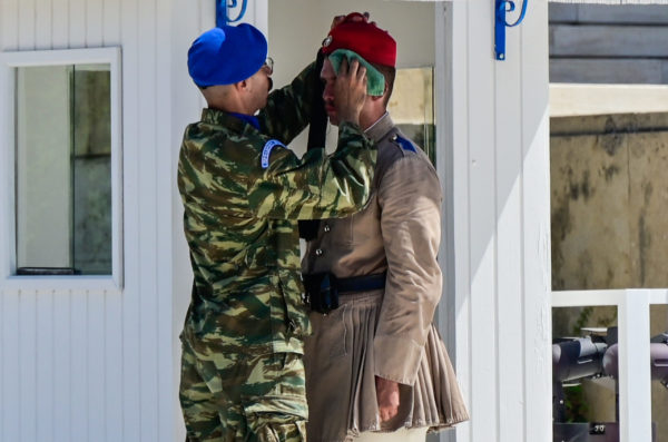 Καιρός: Σε πύρινο κλοιό η χώρα – Εβδομάδα «φωτιά» με 43άρια