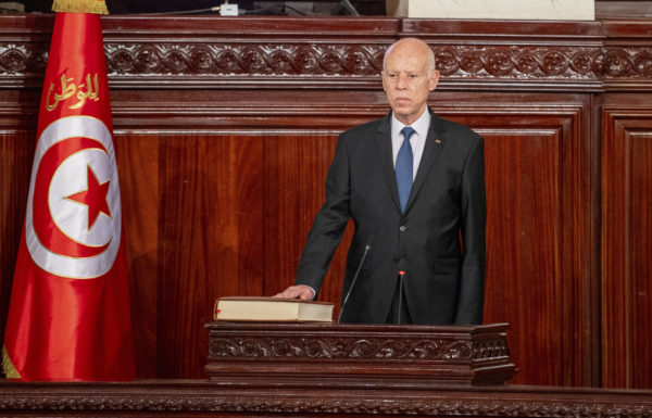 Τυνησία: Απαλλάχθηκε από το Εφετείο ο κρατούμενος που είχε καταδικαστεί σε φυλάκιση 6 μηνών επειδή αρνήθηκε να παρακολουθήσει τον πρόεδρο Σάγεντ στην τηλεόραση