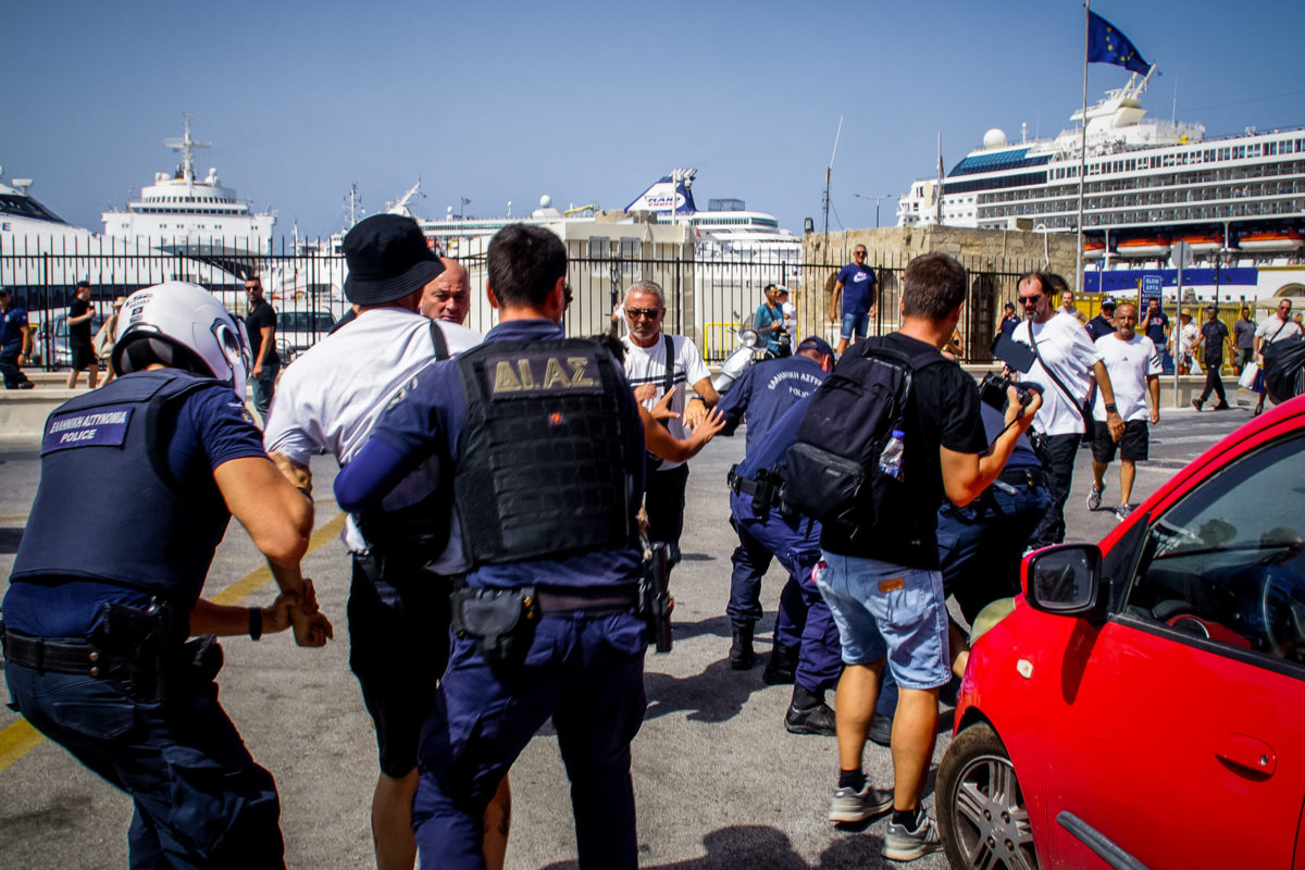 ΚΚΕ: Τεράστια ευθύνη της κυβέρνησης η αστυνομοκρατία και η καταστολή στη Ρόδο κατά την κινητοποίηση αλληλεγγύης στον παλαιστινιακό λαό