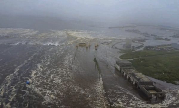 Οι επιστήμονες στο Πρώτο για τα 8,8 Ρίχτερ στη Ρωσία: Έως και 15 μέτρα μπορεί να φτάσουν τα κύματα στις ακτές- Τεράστια η δύναμη του νερού