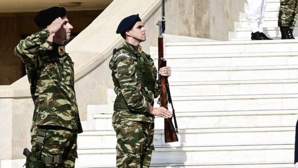 Νέα ρύθμιση για μετεγγραφές φοιτητών με αδέλφια σε ΑΕΙ και Στρατιωτικές Σχολές – Τι αλλάζει