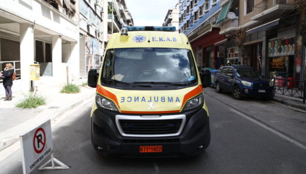 Τροχαίο με δύο μοτοσικλετιστές στην Παλλήνη – Δύο σοβαρά τραυματίες