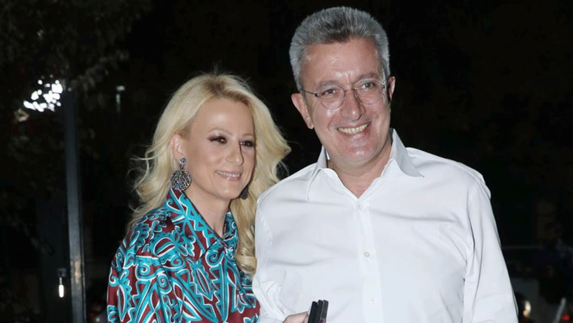 Νίκος Χατζηνικολάου: Ταξίδι στον χρόνο – Η φωτογραφία με την σύζυγό του από παλαιότερες διακοπές