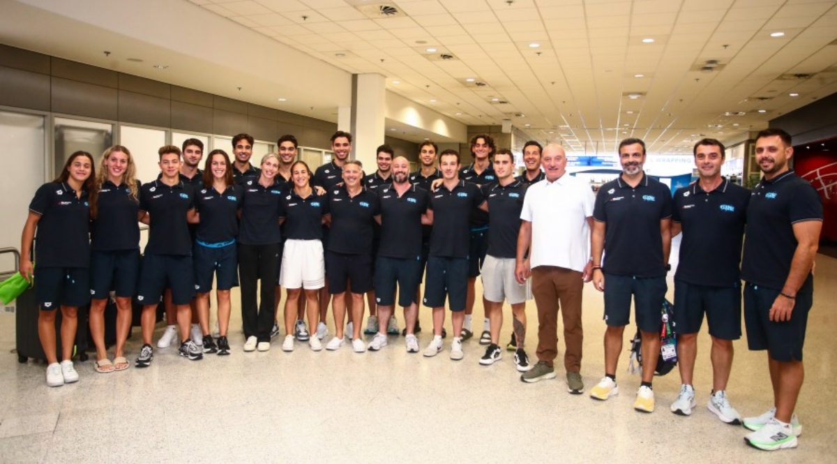 Επέστρεψε η αποστολή από τη Σιγκαπούρη