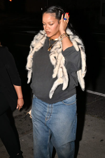 Rihanna: Το απόλυτο κόκκινο μανικιούρ