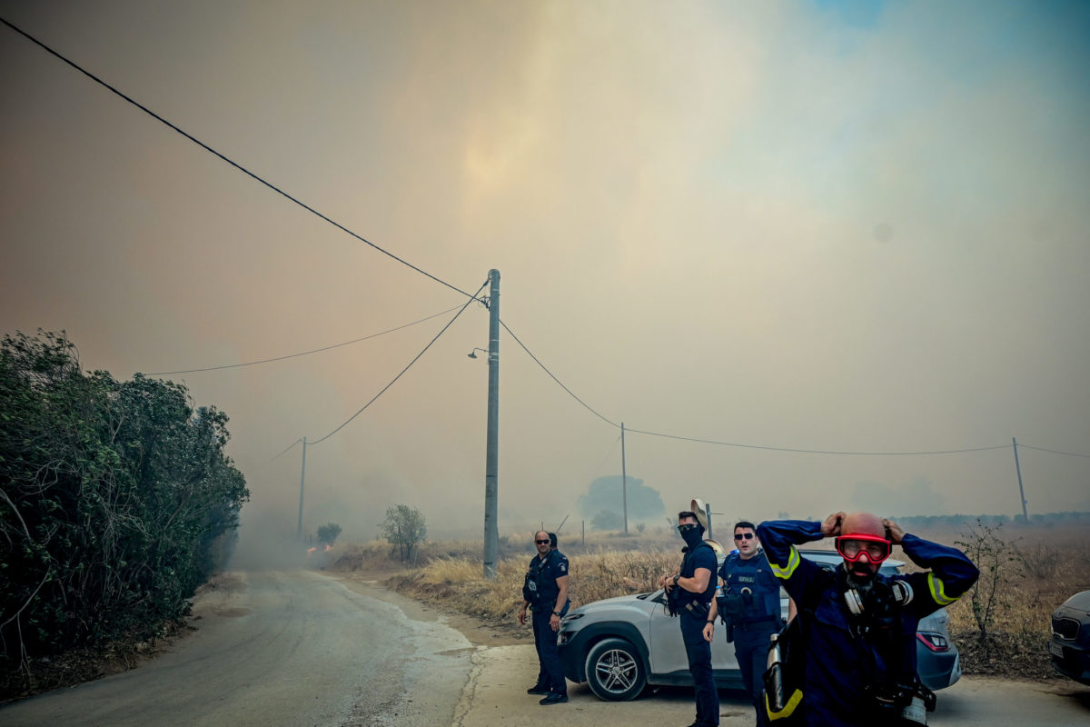 Δύο συλλήψεις υπαλλήλων του ΔΕΔΔΗΕ για την πυρκαγιά στην Κερατέα