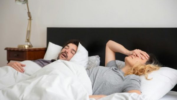 Γιατί τα Σαββατοκύριακα είναι ένοχα για «κοινωνική άπνοια»