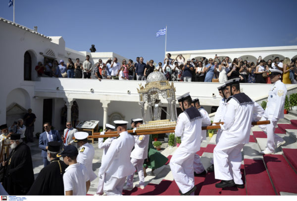 Με κατάνυξη και λαμπρότητα ο εορτασμός του Δεκαπενταύγουστου σε όλη τη χώρα