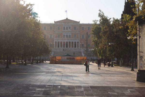Άδεια η Αθήνα τον Δεκαπενταύγουστο – Εικόνες απόλυτης ηρεμίας