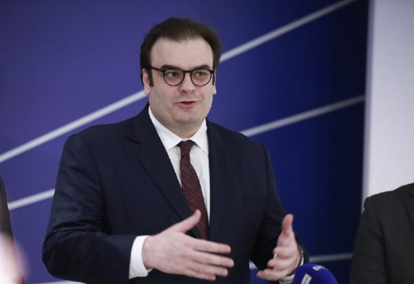 Κ. Πιερρακάκης: Ορόσημο για τον ελληνικό τραπεζικό τομέα η συμφωνία εξαγοράς της HSBC Μάλτας από την ελληνική Credia Bank