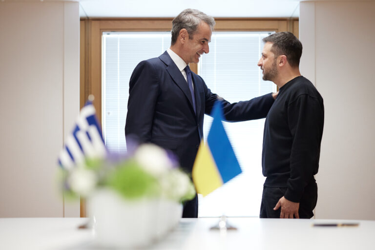 Στην τηλεδιάσκεψη με Ζελένσκι ο Κ. Μητσοτάκης: «Μόνο η Ουκρανία μπορεί να λάβει αποφάσεις για ζητήματα εδαφικής ακεραιότητας»