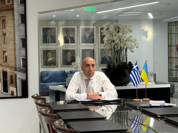 Ουκρανία: Τι θα περιλαμβάνουν οι εγγυήσεις ασφαλείας ΕΕ – ΗΠΑ