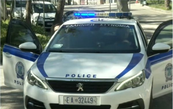 Με χρήματα και κοσμήματα αξίας 78.000 ευρώ διέφυγαν διαρρήκτες στην Πάρο – Στο στόχαστρο πολυτελείς κατοικίες στο νησί