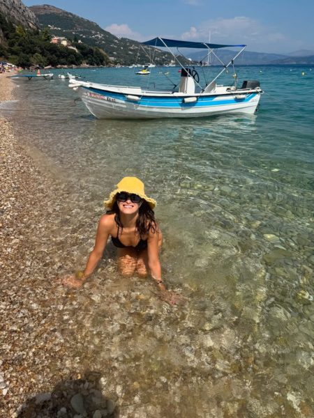 Μαρία Βοσκοπούλου: H κούκλα κόρη της Άντζελας Γκερέκου και του Τόλη Βοσκόπουλου έγινε 24 χρονών – Φωτογραφίες