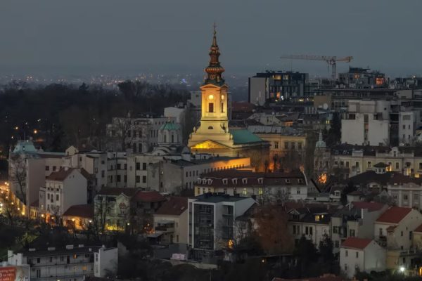 Βαλκάνια: Γιατί προβληματίζει η στεγαστική κρίση