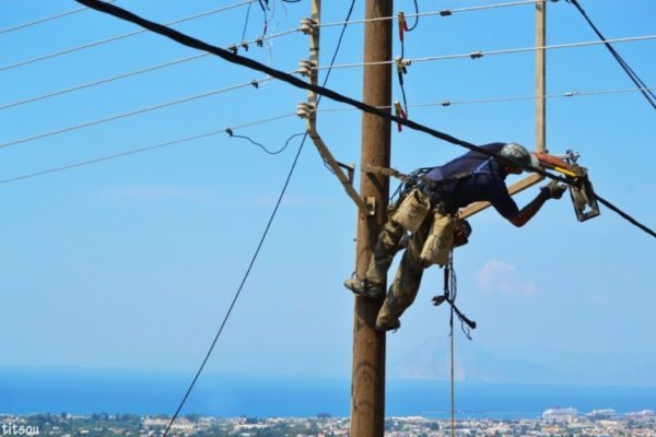 ΕΤΕ – ΔΕΗ: Το εργατικό ατύχημα στο Βόλο – Ελλείψεις προσωπικού και ερωτηματικά για την τήρηση των μέτρων υγείας και ασφάλειας