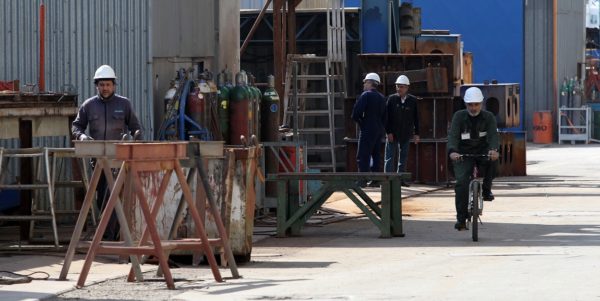 KKE: Υπερασπίζεται το «σπλάχνο» της η Κομισιόν, τη γαλέρα της εξοντωτικής 13ωρης δουλειάς