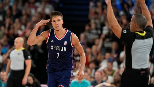 Eurobasket 2025: Αναχώρησε για τις ΗΠΑ ο Μπογκντάνοβιτς