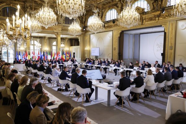 Παρίσι: Την Πέμπτη στις 11:30 η σύνοδος της «Συμμαχίας των προθύμων» – Στις 15:00 τηλεφωνική επικοινωνία με τον Ντόναλντ Τραμπ