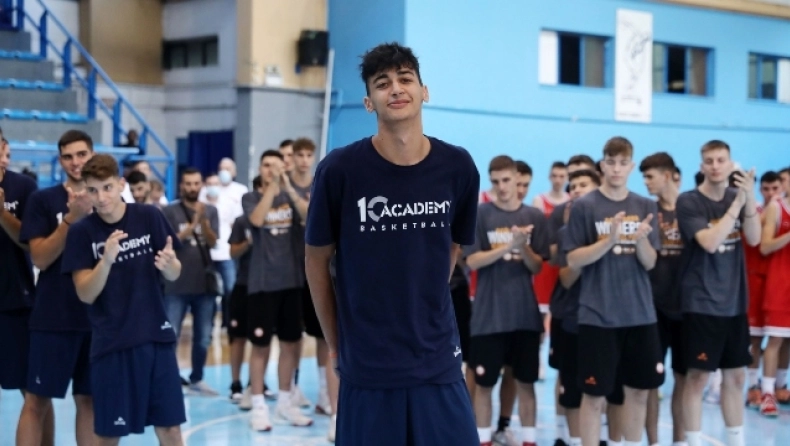 Αλέξανδρος Σαμοντούροβ: Το next big thing του ελληνικού μπάσκετ – Η καταγωγή, το συμβόλαιο με τον Παναθηναϊκό και η προσωπική ζωή