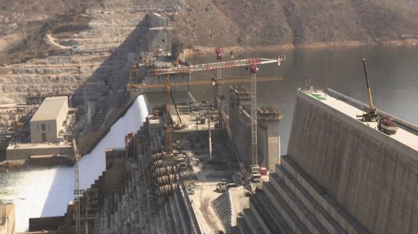 Η Αιθιοπία εγκανιάζει το μεγάλο φράγμα της στο Νείλο, το μεγαλύτερο υδροηλεκτρικό έργο της Αφρικής