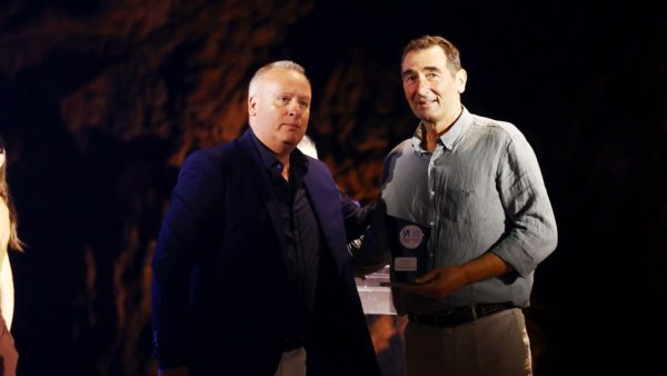 Οι ατομικές και ομαδικές βραβεύσεις στην εκδήλωση της ΕΣΑΠ