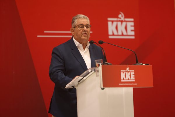 Κουτσούμπας για χάλκινο στο Eurobasket: Nα γίνει το έναυσμα για ακόμη μεγαλύτερες επιτυχίες στο μέλλον