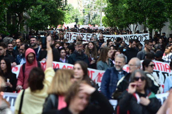 ΓΣΕΕ: 24ωρη απεργία την 1η Οκτωβρίου