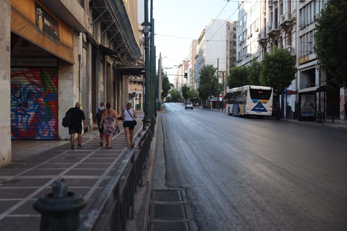 Δόθηκε στην κυκλοφορία η οδός Σταδίου