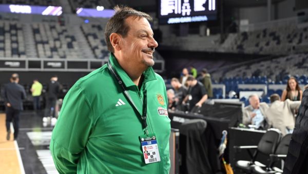 Άταμαν: «Θα προσπαθήσουμε να κερδίσουμε την EuroLeague, ελπίζω το ελληνικό κράτος να επενδύσει περισσότερο στο μπάσκετ»