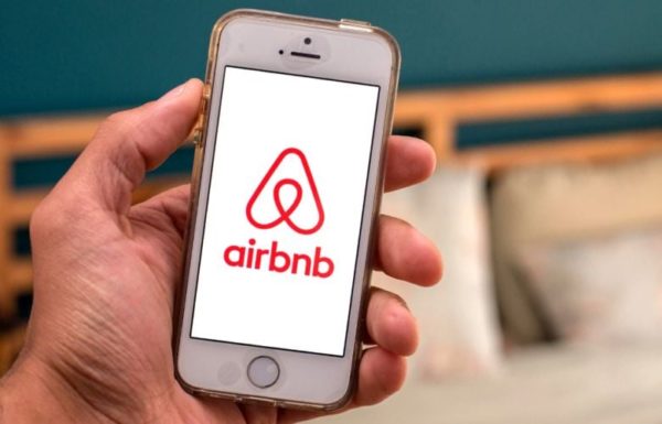 Το νέο πλαίσιο λειτουργίας των Airbnb που τέθηκε από το Υπουργείο Τουρισμού