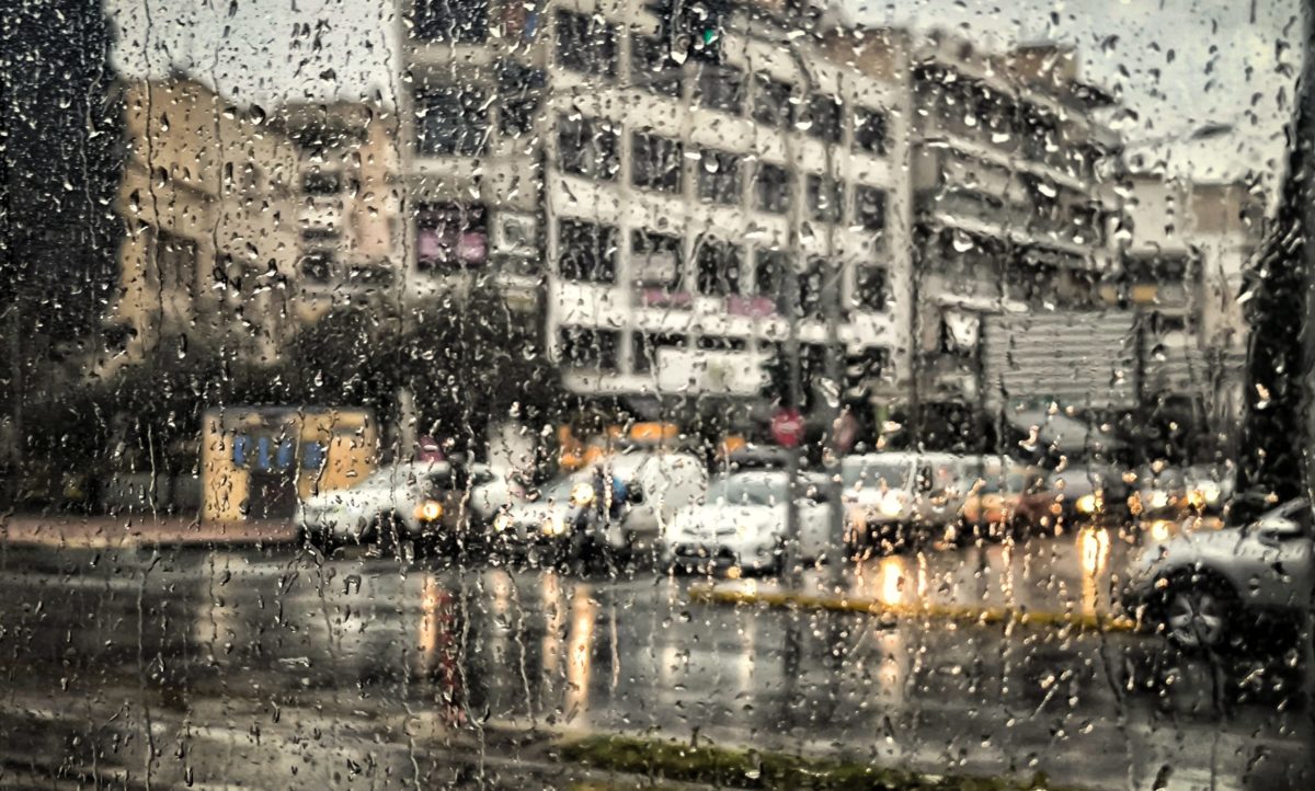 Αλλάζει το σκηνικό του καιρού: Πτώση θερμοκρασίας και ισχυροί άνεμοι – Τοπικές βροχές σε ηπειρωτικά και Κρήτη