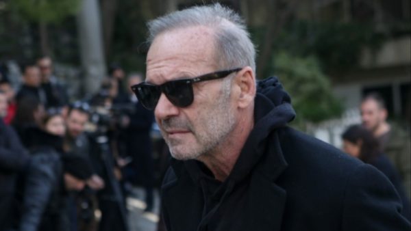 Πέτρος Κωστόπουλος: Μιλάει πρώτη φορά για το θάνατο του αδελφού του – «Θα έλεγα ότι αυτοκτόνησε»