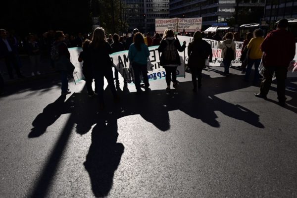 Γ. Παναγόπουλος (πρ. ΓΣΕΕ) στο ΕΡΤnews Radio 105.8 για 13ωρο: Δεν έχουμε πάθει μιθριδατισμό – Η κυβέρνηση τα ωθεί όλα στα άκρα (audio)