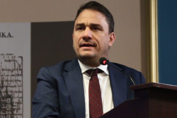 Κώστας Τσουκαλάς για ΟΠΕΚΕΠΕ: «Ας μας απαντήσει η ΝΔ αν θα κληθούν στην εξεταστική ο κ. Μπουκώρος, η κ. Σεμερτζίδου, ο “Φραπές” και ο “Χασάπης”»