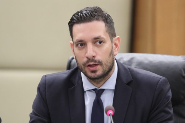 Κυρανάκης: Ζήτησα από τον ΟΣΕ να μην ασκήσει αναίρεση στην πρώτη απόφαση αποζημίωσης για συγγενείς θύματος των Τεμπών – Το έκανε πράξη