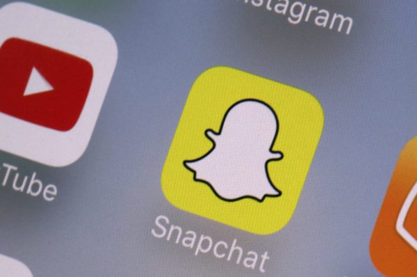 Ευρωπαϊκή Επιτροπή: Έρευνα κατά των Snapchat, YouTube, App Store και Google Play για παραβίαση όρων ηλικίας