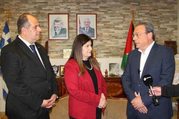 Συνάντηση Φάμελλου με την Παλαιστίνια υπουργό Εξωτερικών: «Μονόδρομος για την ειρήνη στη Μέση Ανατολή η λύση των δύο κρατών»