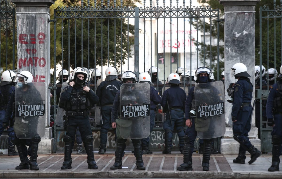 ΣΥΡΙΖΑ: Να μην επιμείνει η κυβέρνηση στον αυταρχικό της κατήφορο