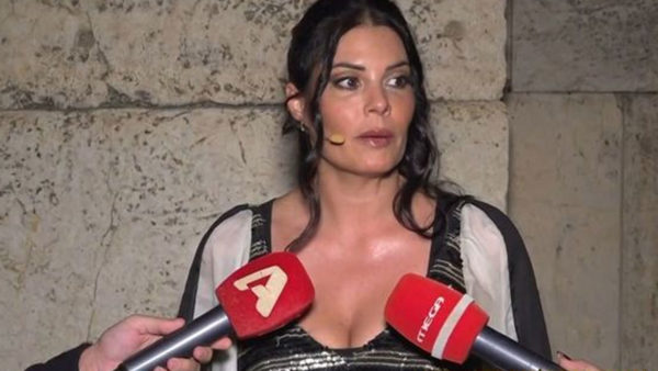 Μαρία Κορινθίου: «Ζω έναν νέο έρωτα – Δεν θα είμαι φέτος στη σκηνή με τον Αϊβάζη»