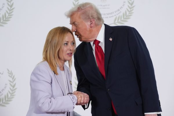 «Εταίρα του Τραμπ» χαρακτήρισε τη Μελόνι συνδικαλιστής – Η οργισμένη απάντηση της Ιταλίδας πρωθυπουργού