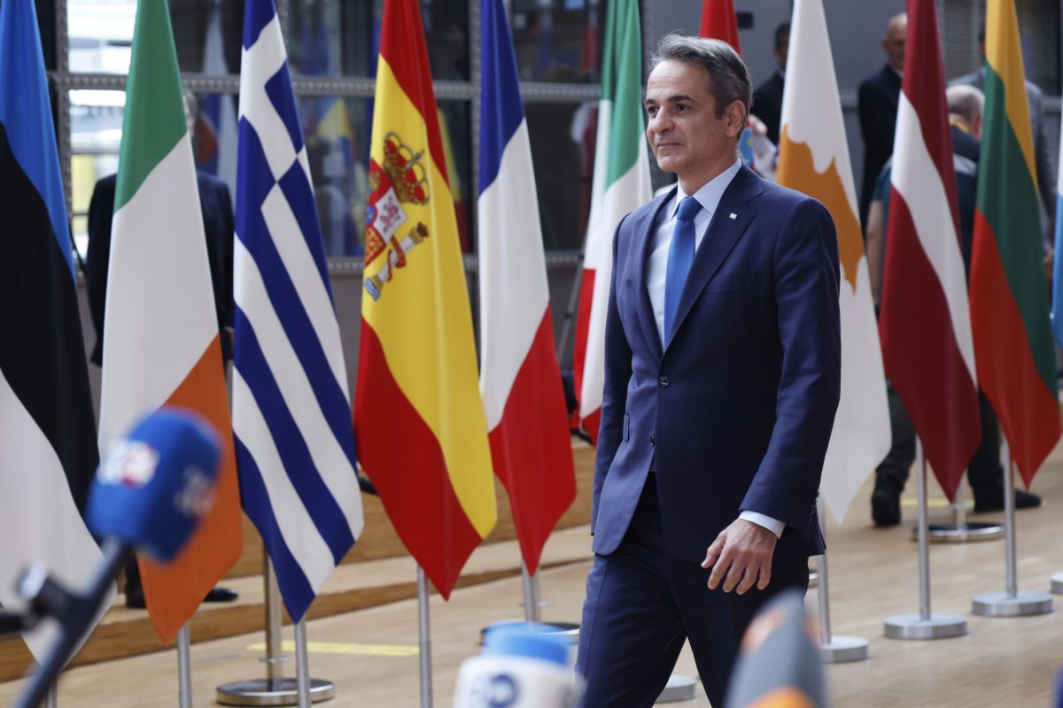Στην τηλεδιάσκεψη του ΕΛΚ ο Πρωθυπουργός – Η ελληνική πρόταση για την ανάπτυξη ευρωπαϊκής ασπίδας αεράμυνας
