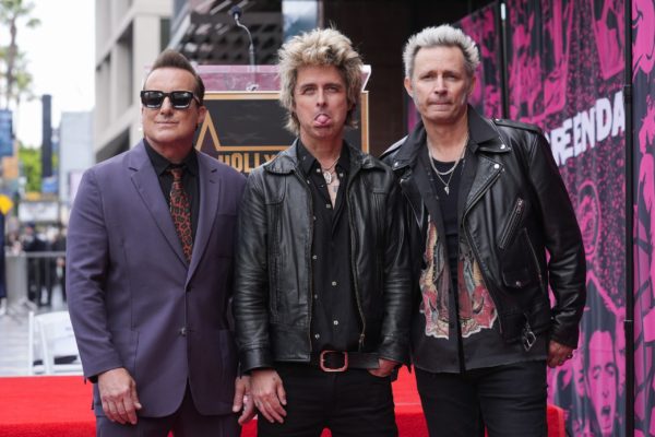 Το «American Idiot» των Green Day το πιο σημαντικό ροκ και μέταλ άλμπουμ του 21ου αιώνα