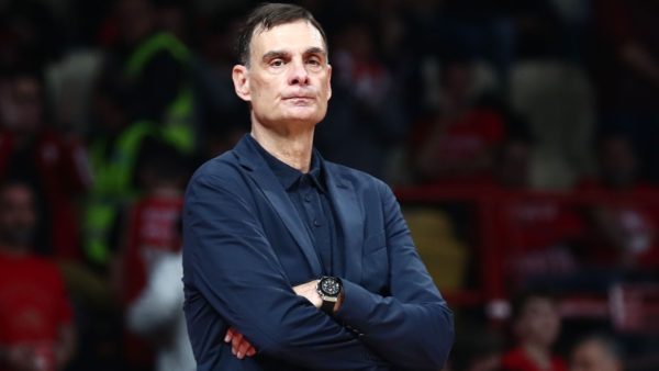 Μπαρτζώκας: «Θα καλούσα τον κόσμο να είναι λίγο πιο σκεπτικός όταν διαβάζει ότι ο Ολυμπιακός έχει κλείσει έναν παίκτη» (vid)